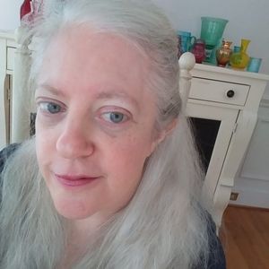 Meet your Posher, Janet